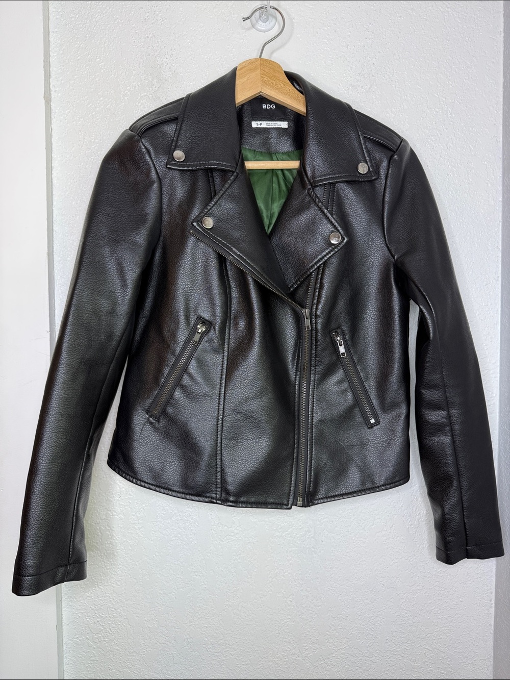 BDG Black Faux Leather Asymmetrical Moto Biker Jacket Rocker Indie Sleeze Small